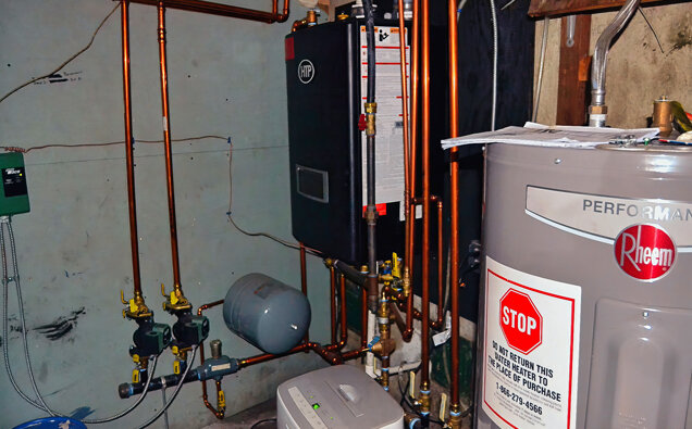 https://joondannahotwater.com.au/uploads/2025/06/electric-hot-water-system-58729.jpg