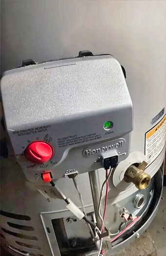 https://joondannahotwater.com.au/uploads/2025/06/electric-hot-water-system-76652.jpg