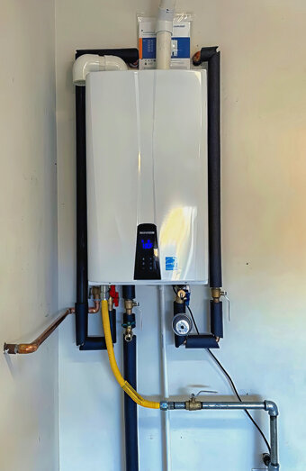 https://joondannahotwater.com.au/uploads/2025/06/instant-hot-water-systems-63860.jpg