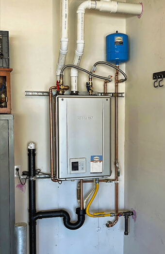https://joondannahotwater.com.au/uploads/2025/06/instant-hot-water-systems-98444.jpg